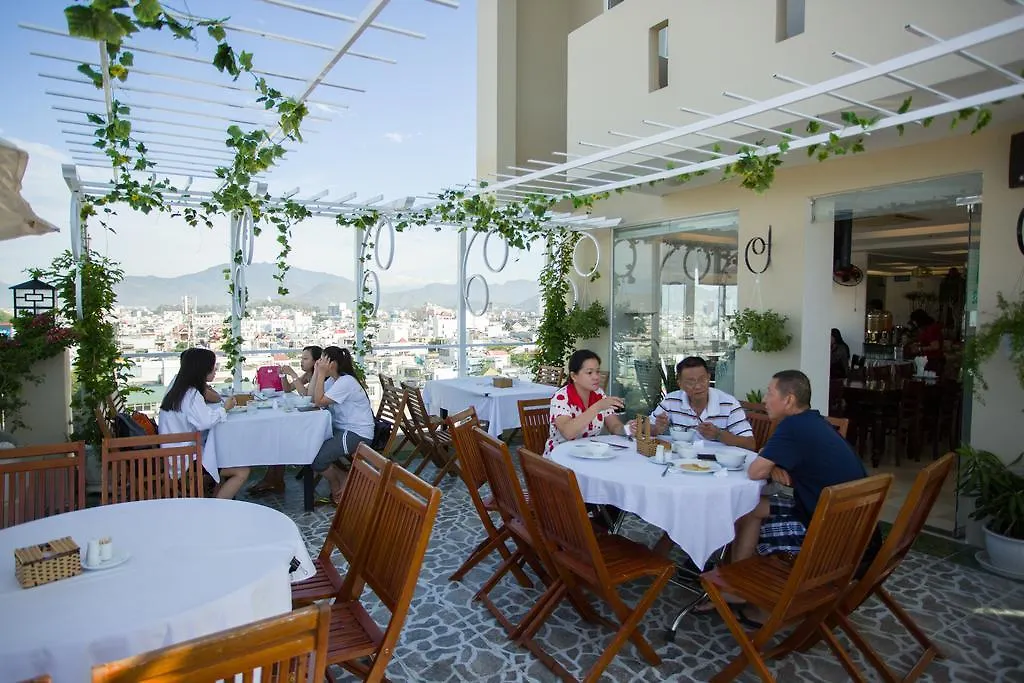 Copac Hotel Nha Trang 3*,